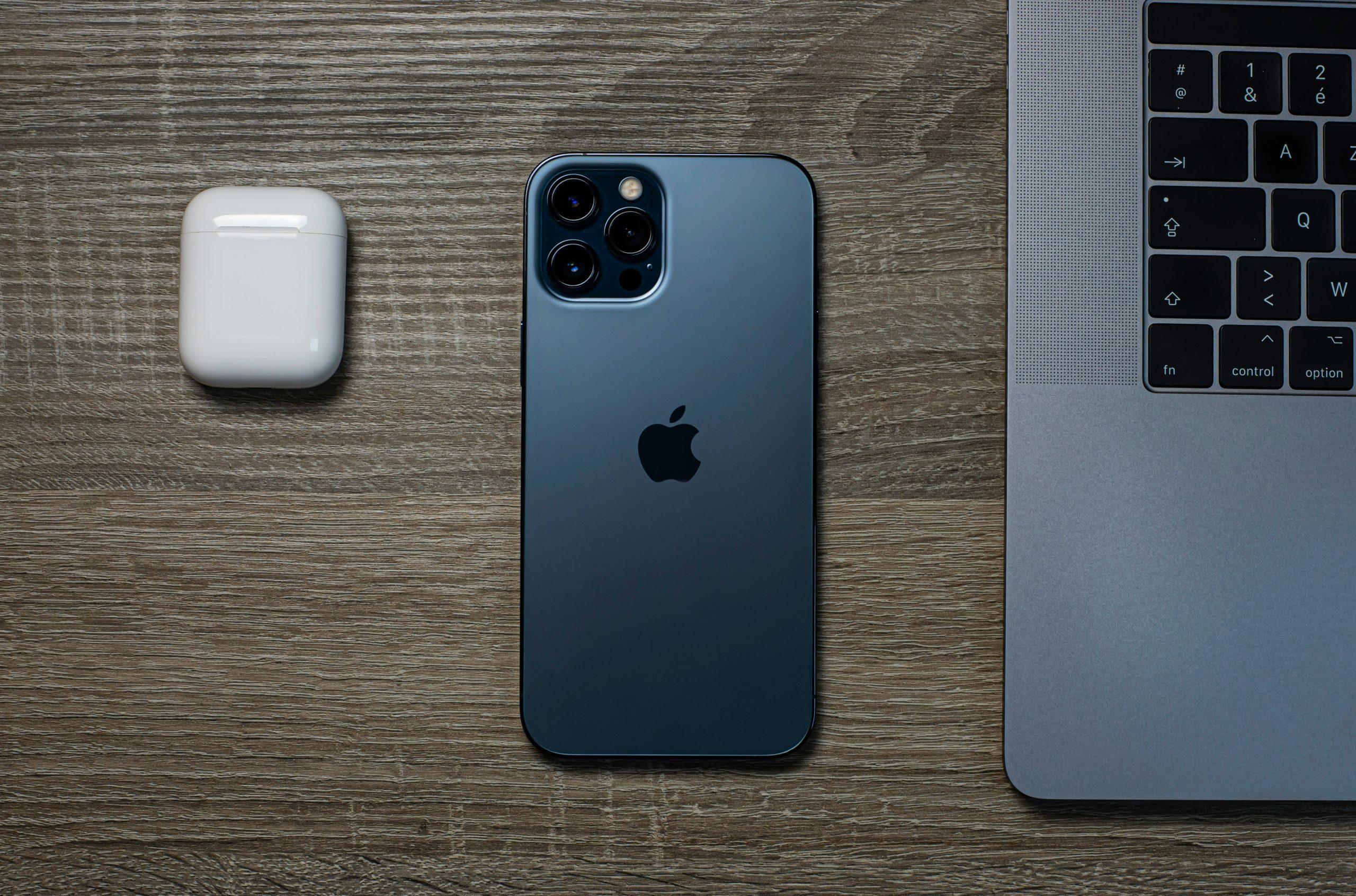 APPLE’S ADVANCED DATA PROTECTION ROLLBACK: WHAT IT MEANS FOR YOUR PRIVACY & SECURITY